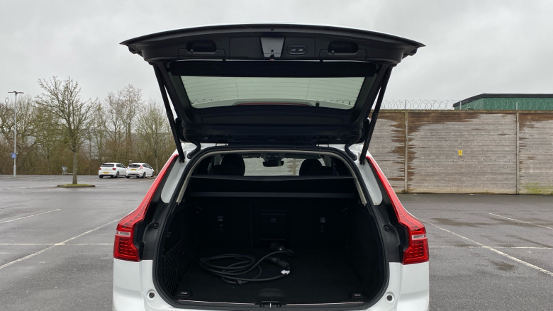 Volvo XC60 2.0 T6 [350] RC PHEV Plus Dark 5dr AWD Geartronic Estate